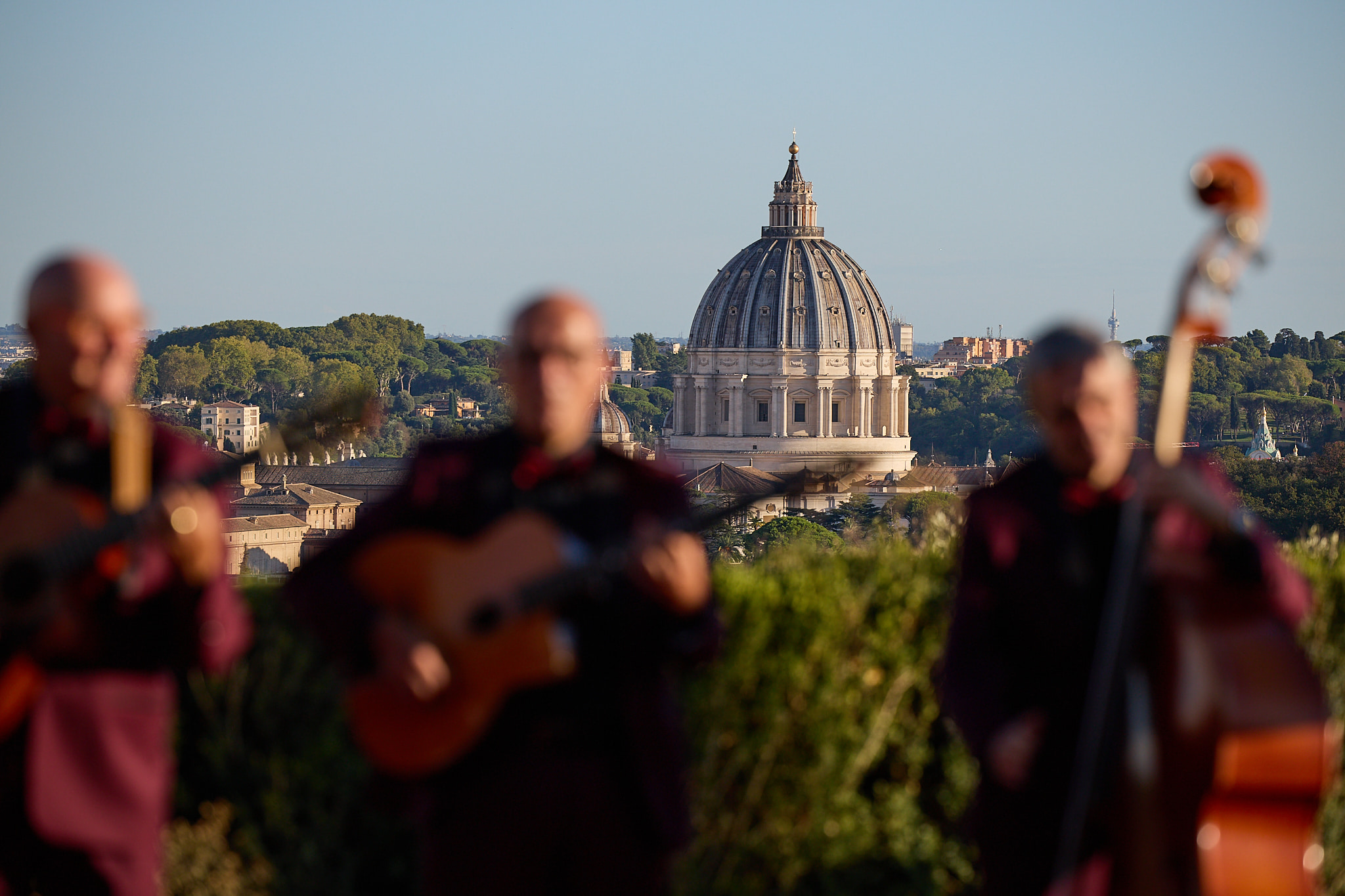 Best_corporate_event_experience Performers at a corporate event in Rome
