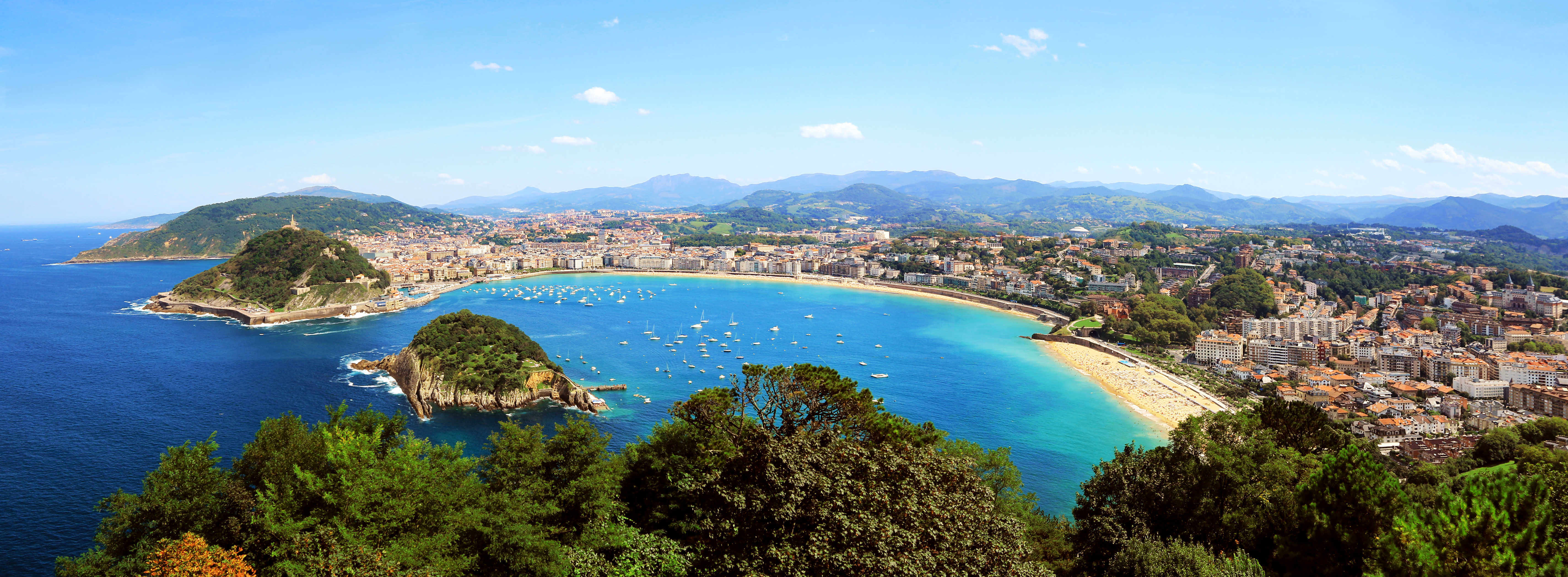 San Sebastian beach and sea