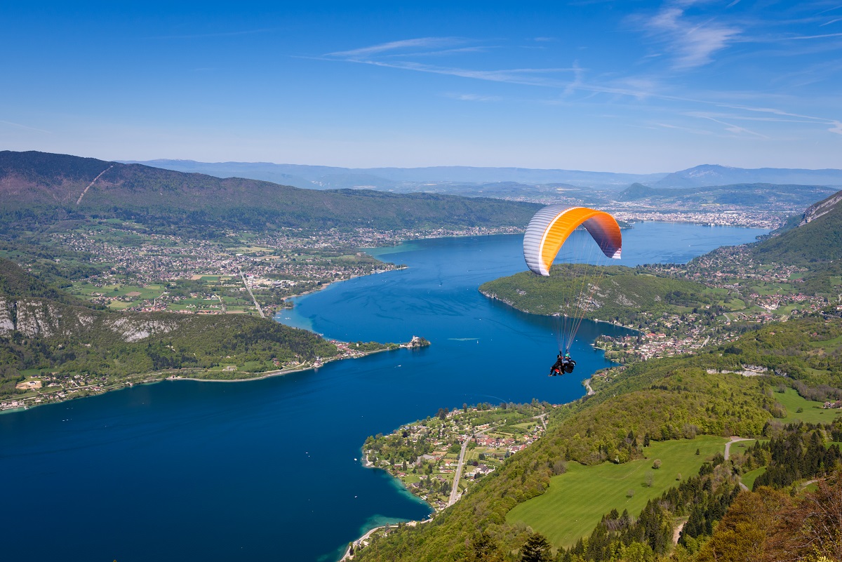 paragliding in Annecy
